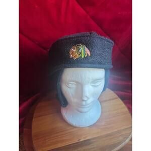 RARE Chicago Blackhawks KNIT HELMET HAT NHL "THE HOCKEY" Rink Rat STRAP ZEPHYR